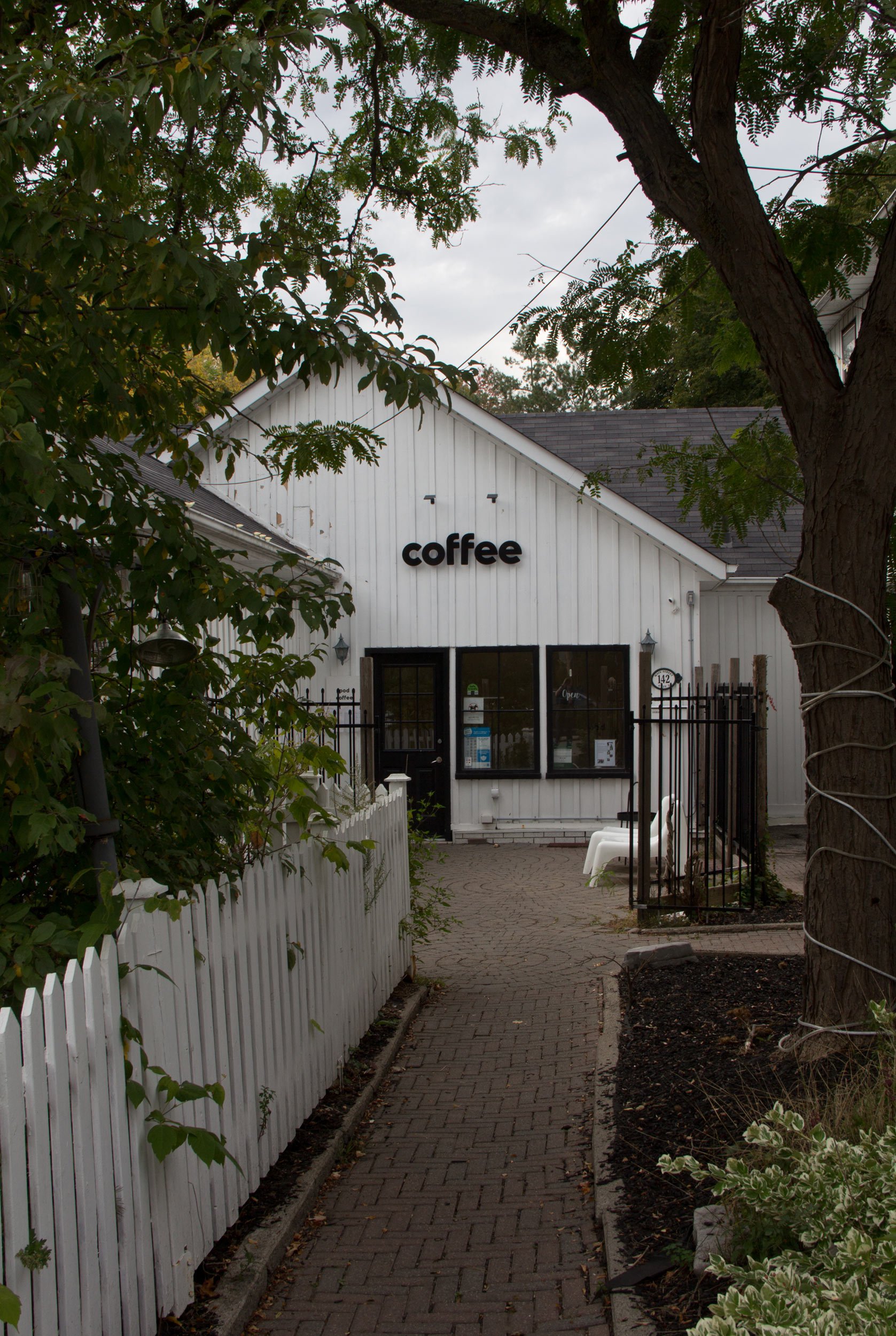 coffee-shop-like-gilmore-girls-in-unionville-ontario