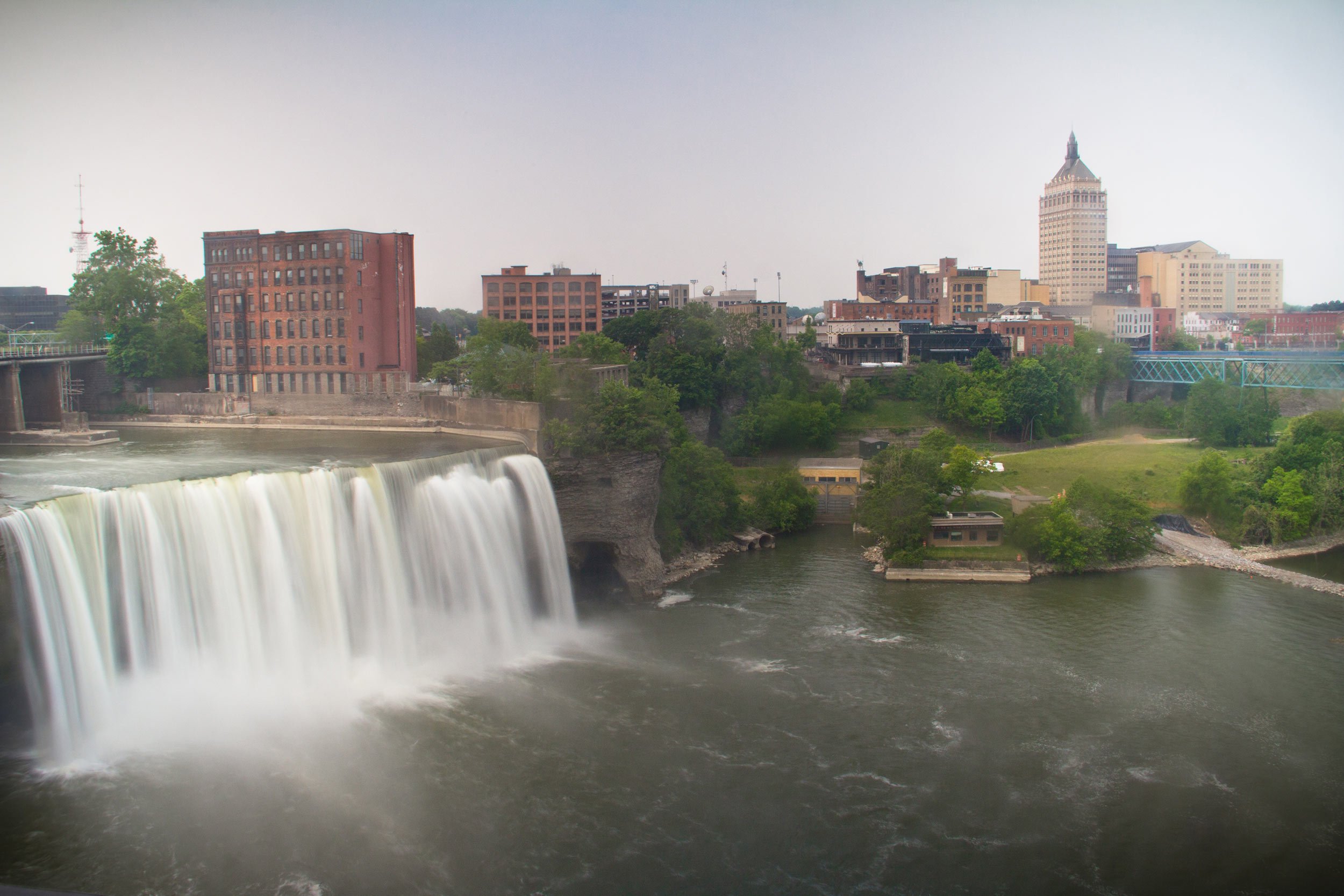 High-falls-and-Kodak-Tower-in-Rochester-NY