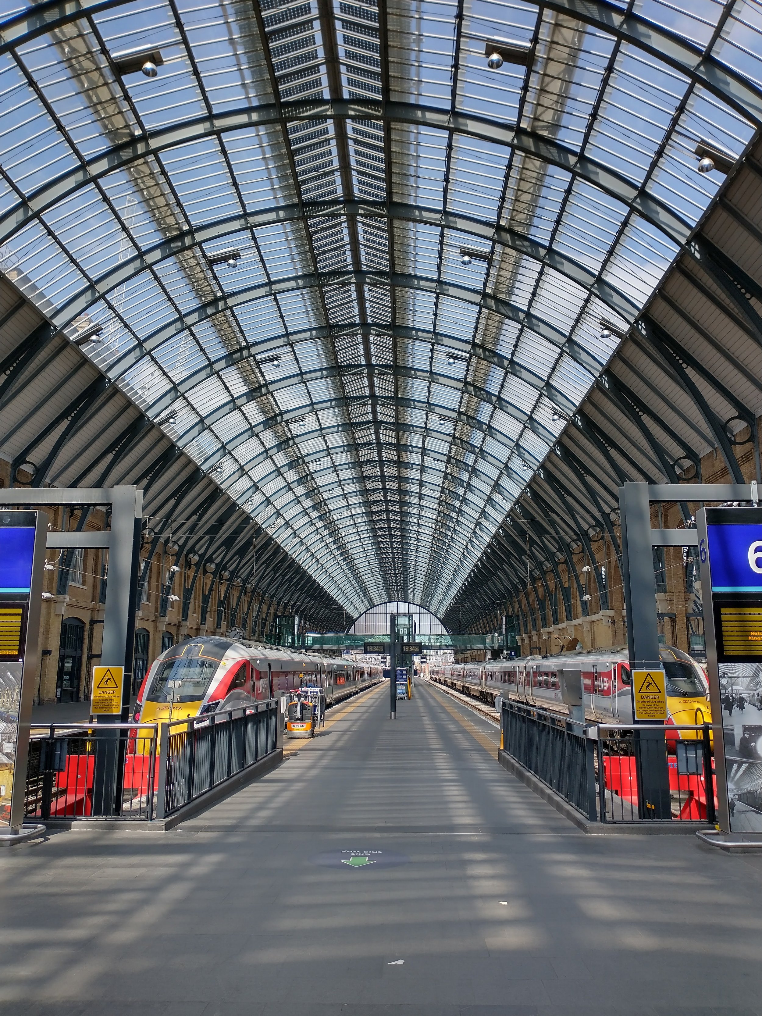 kings-cross-station-london