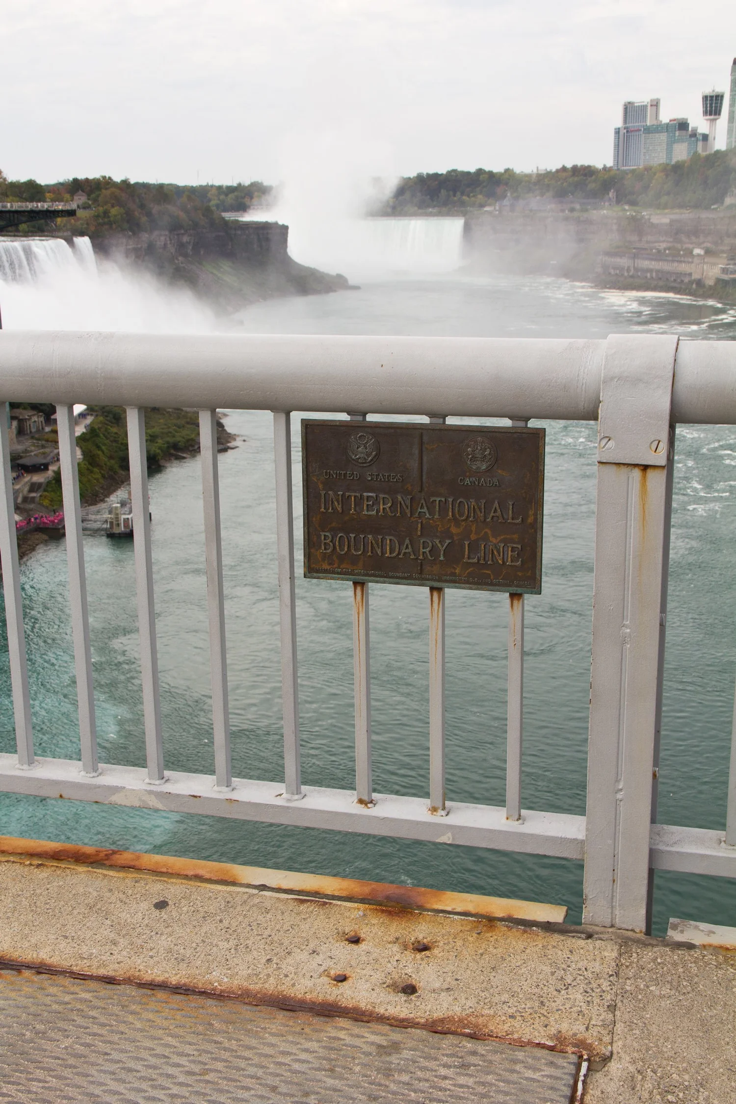 Niagara Falls, Canada vs. Niagara Falls, US — Planned Wanderings