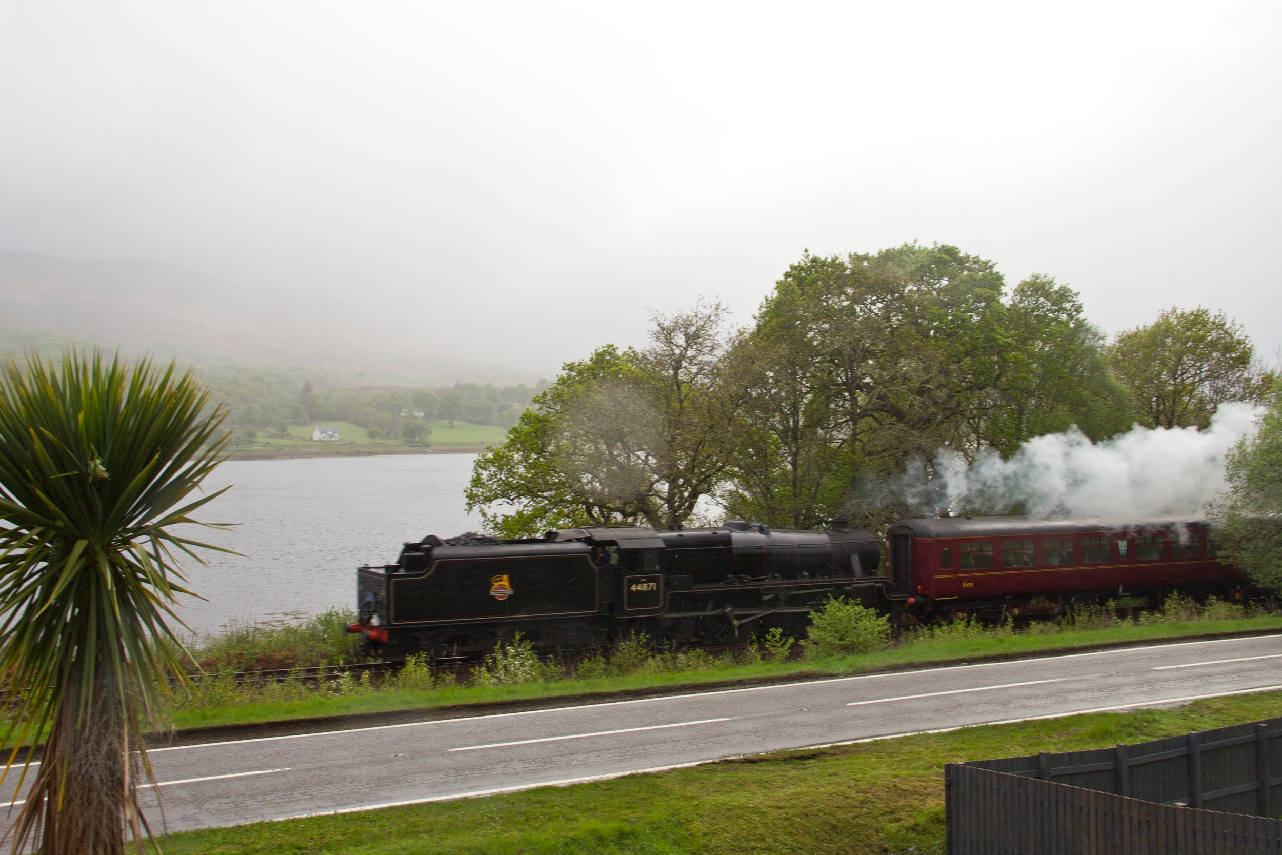 jacobite-steam-train-passing-in-front-of-our-airbnb