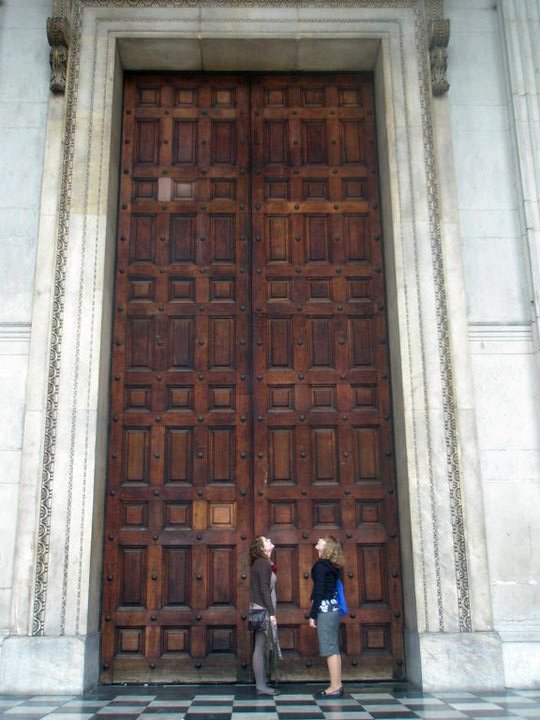 huge-doors-of-st-pauls-cathedral-london