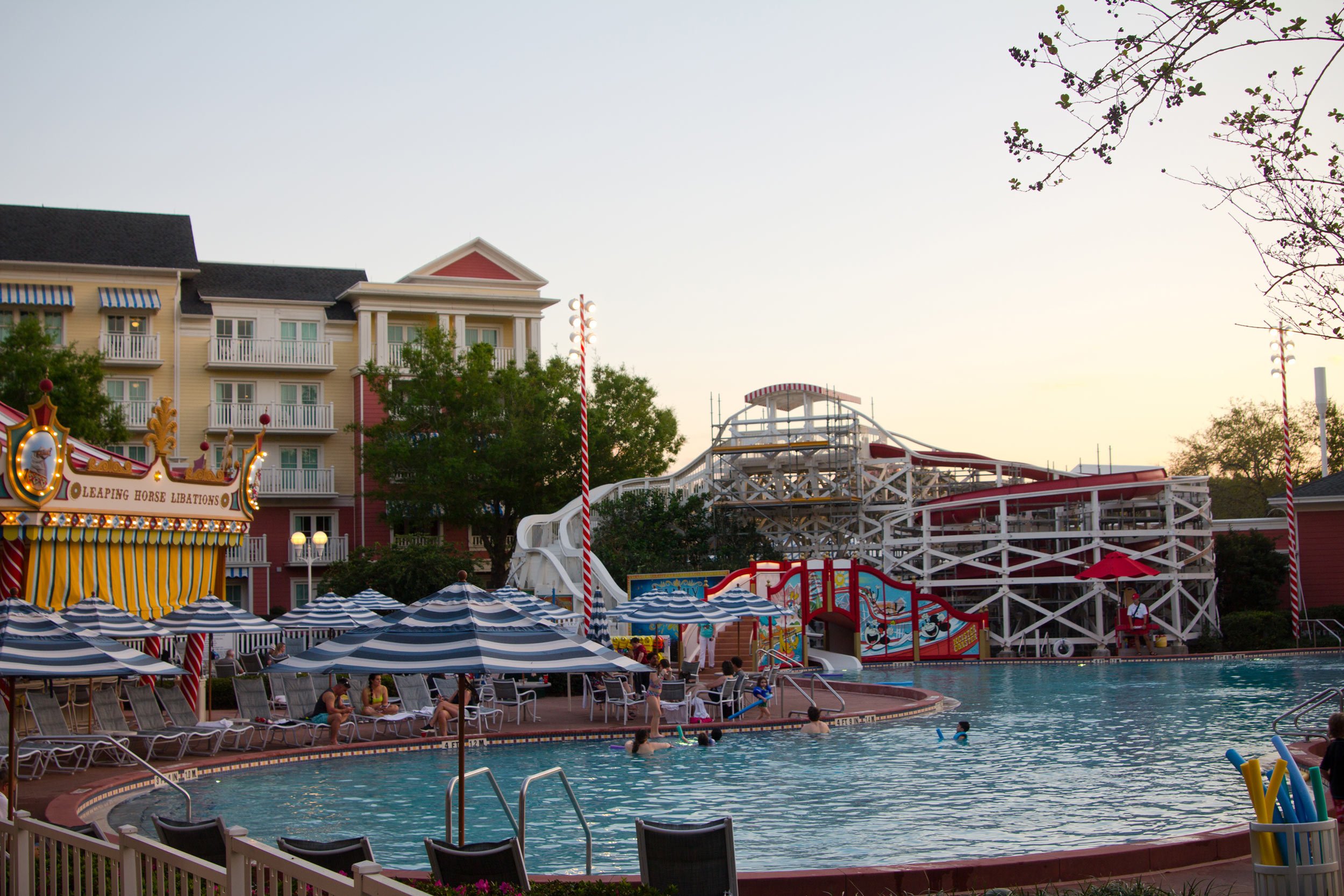 Disneys-Boardwalk-resort-pool-carnival-themed