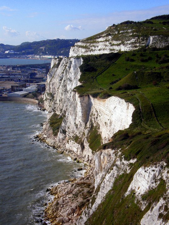 white-cliffs-of-dover-england