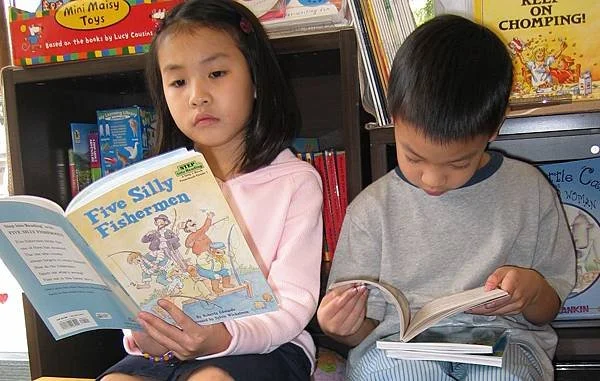 培養孩子自己讀？