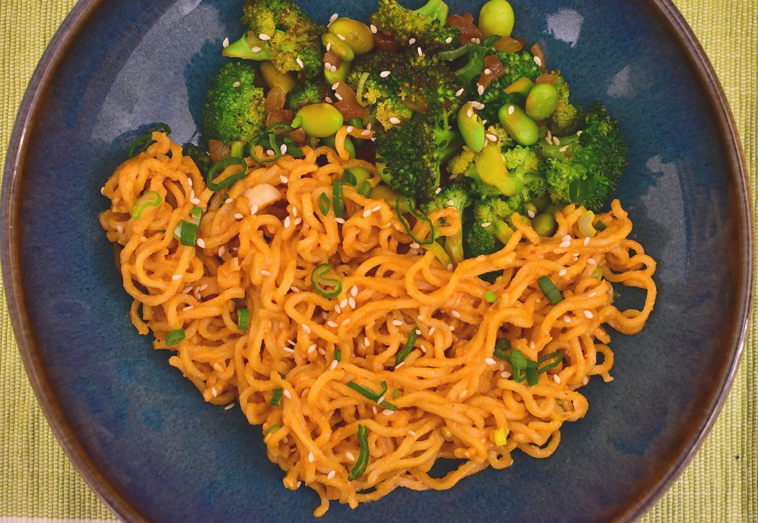 Garlic Sriracha Noodles with Broccoli and Edamame