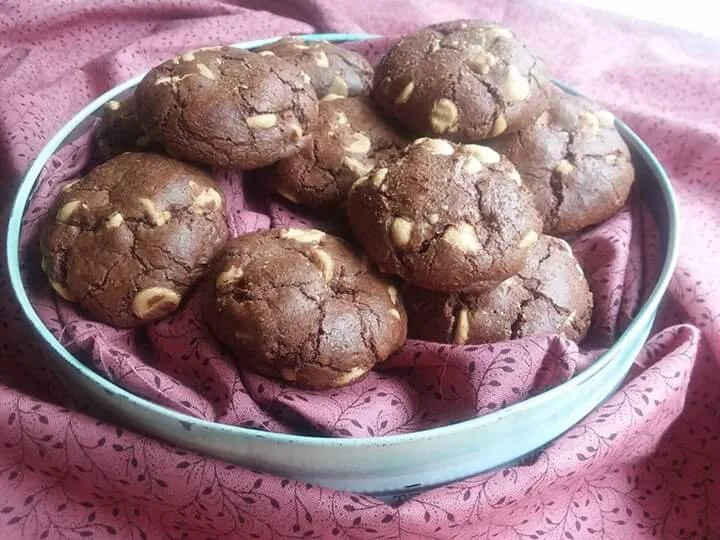Chocolate Peanut Butter Chip Cookies