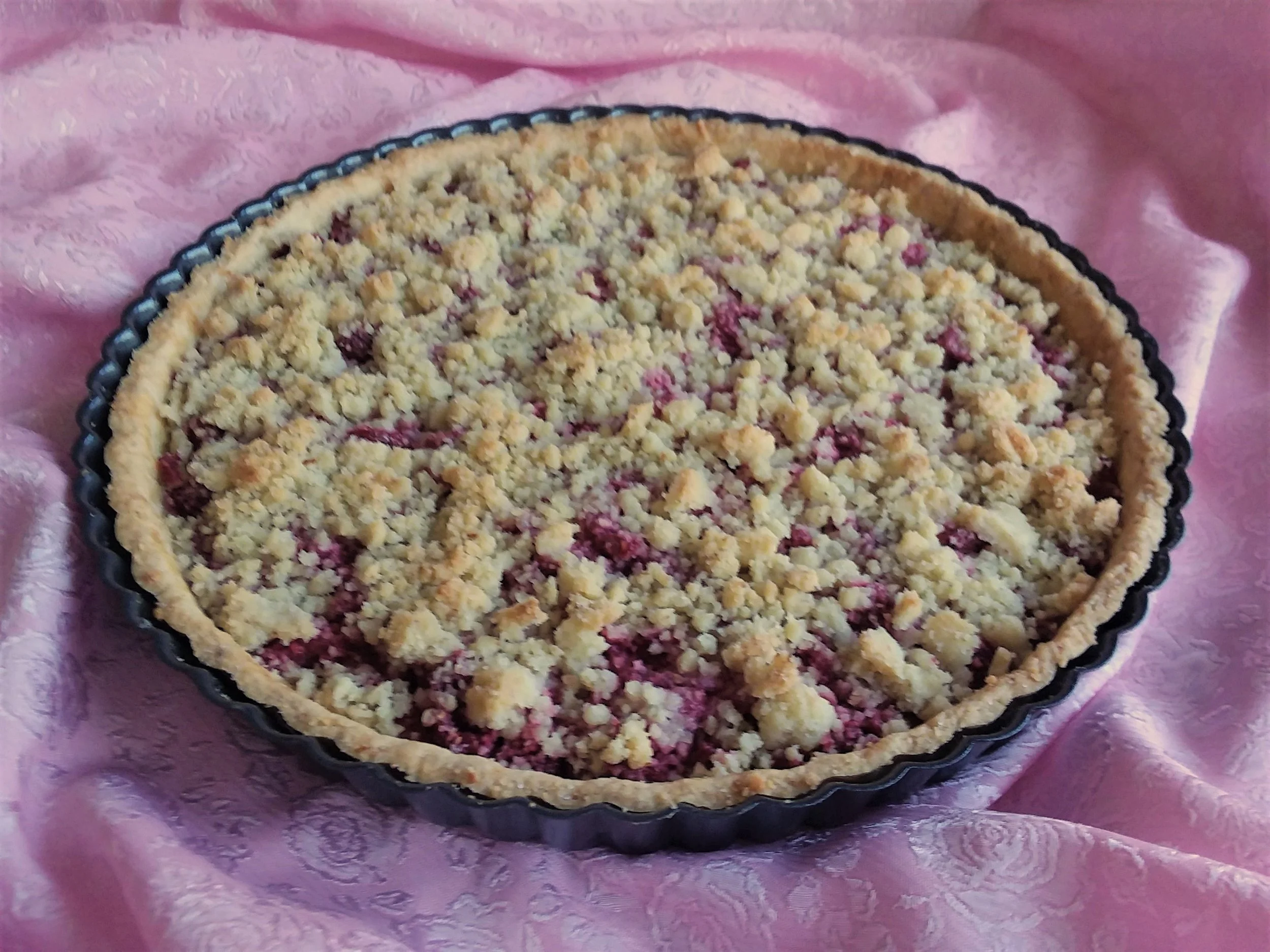 Raspberry Almond Tart (2).jpg