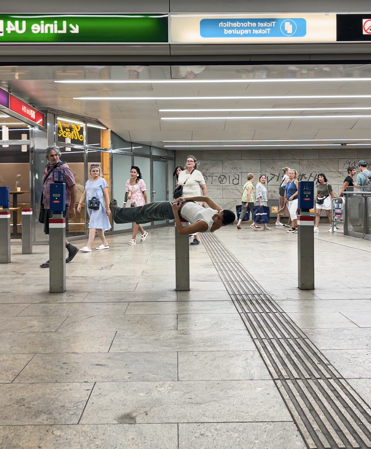 Charles-Auguste: The Body as Poetic Resistance