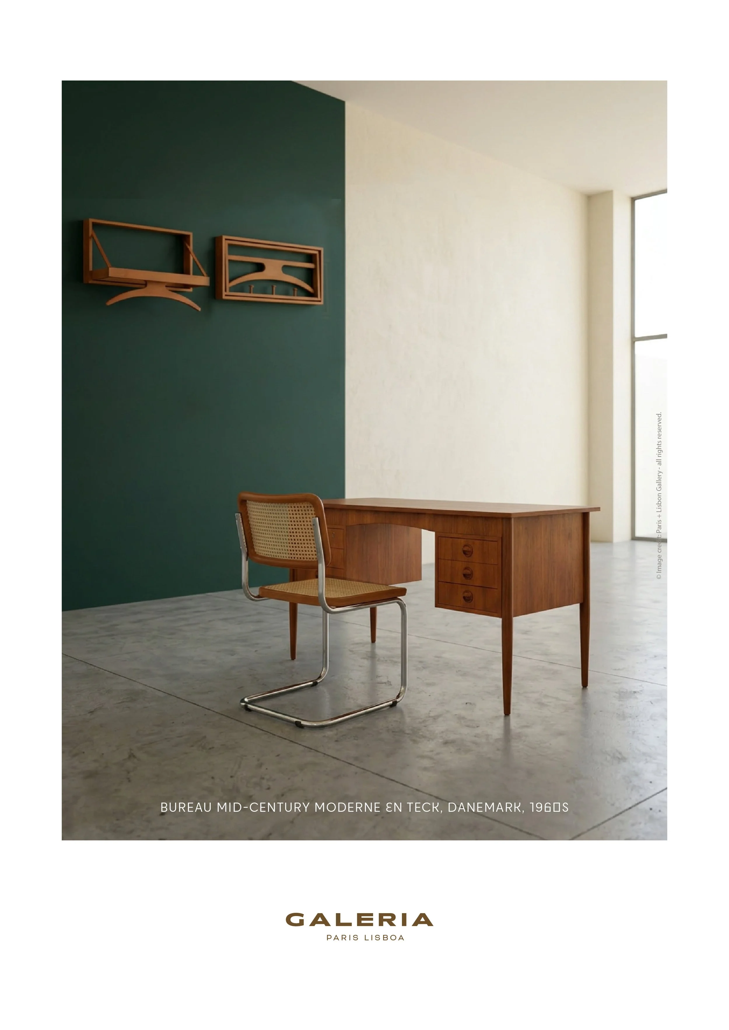 Bureau Mid-Century Moderne en Teck, Danemark, 1960s .jpg