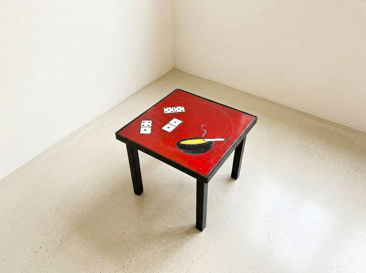 Table basse attribuée à Vera Szekely