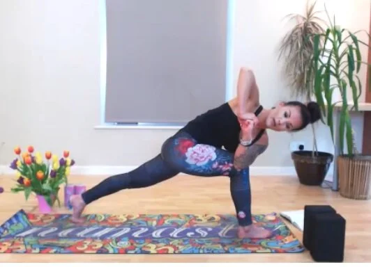 Hatha Flow with Christie 25.4.20