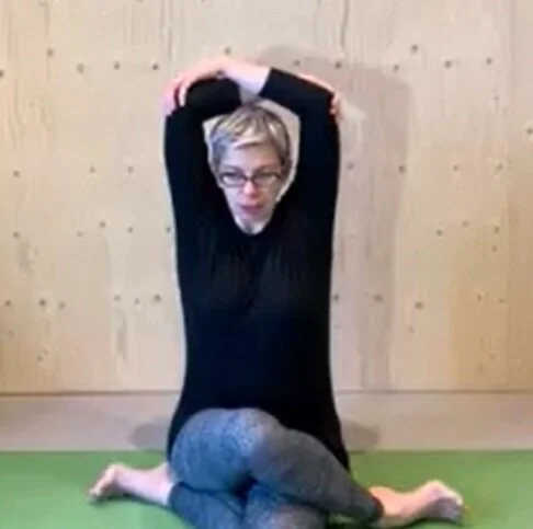 Hatha Yoga with Vicki 26.11.20
