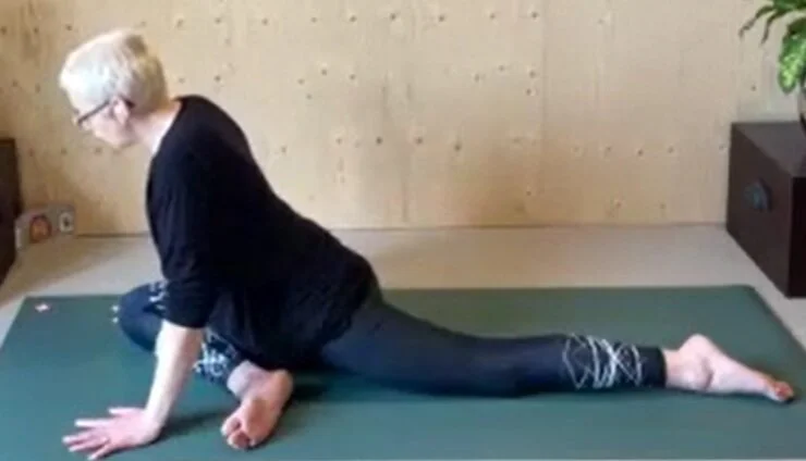 Hatha Yoga with Vicki 18.3.21