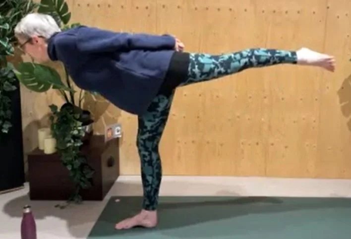 Hatha Yoga with Vicki 5.12.22