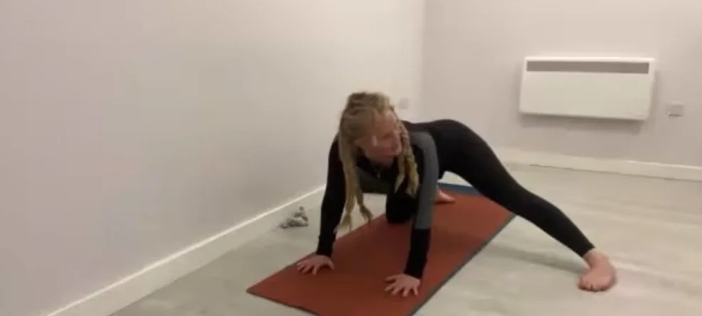 Gentle Yoga with Jo 28.11.25