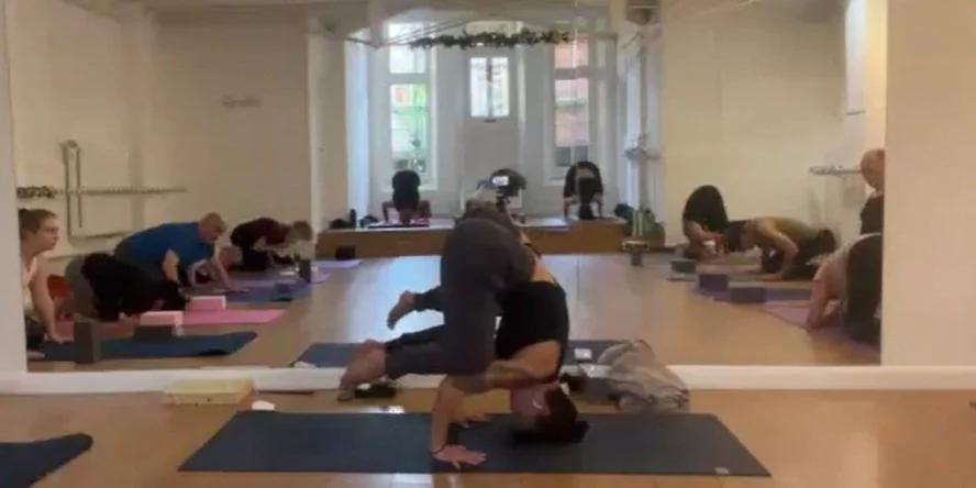 Hatha Flow with Christie 14.12.25