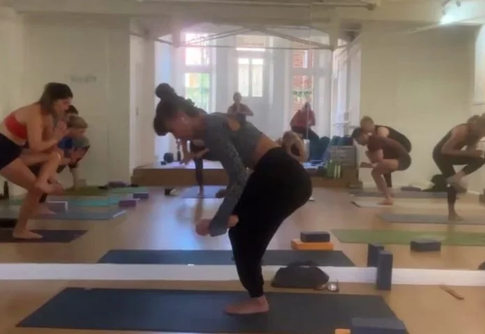 Hatha Flow with Christie 22.8.26