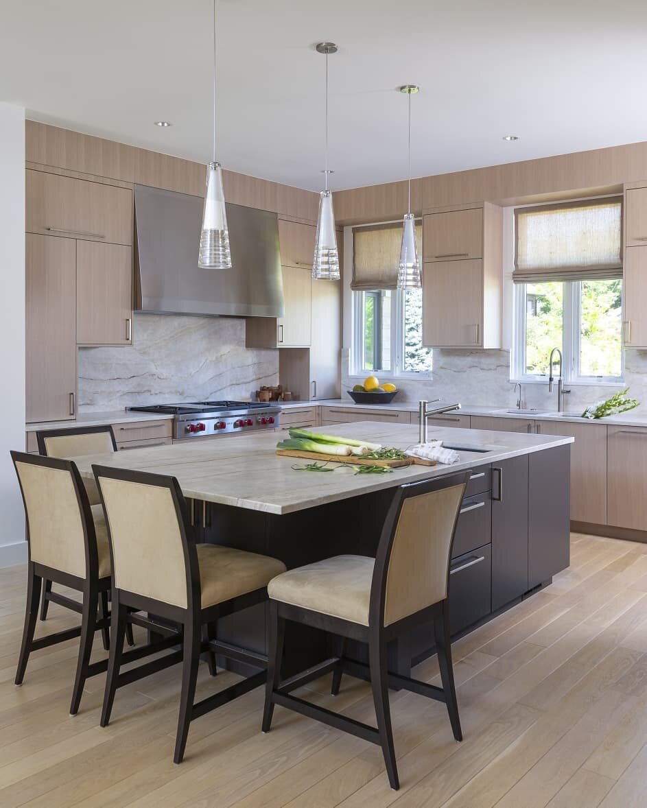 We are loving the way our clients kitchen turned out. Clean, modern, and tons of natural light. 
#kitchenremodel #denverinteriordesign #denverdesigner