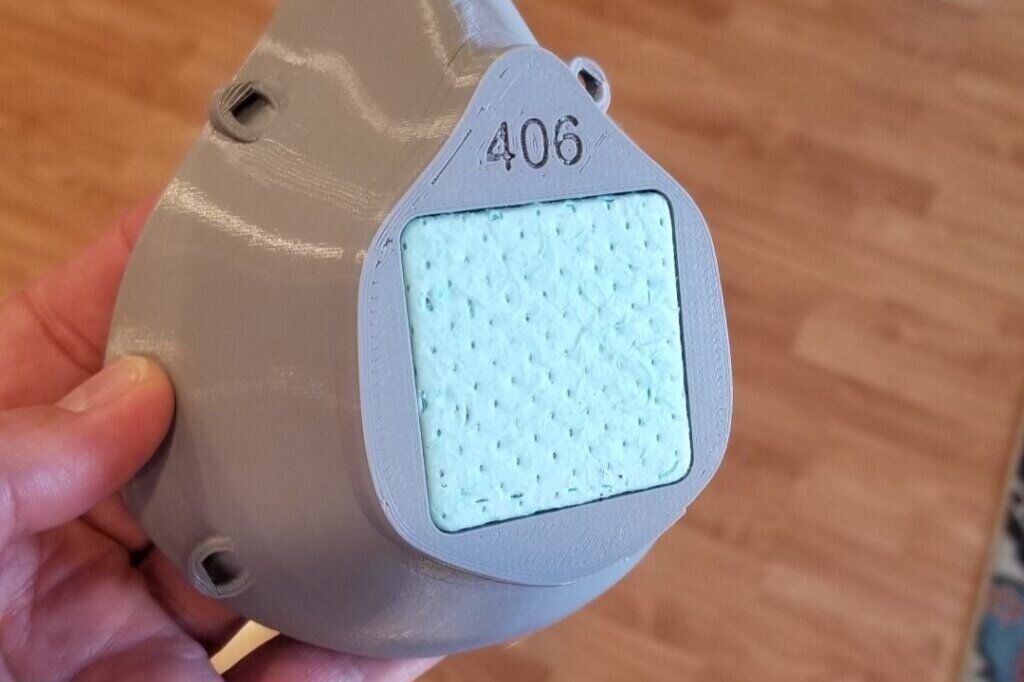 3D Printed Mask Dr. Richardson at the Billings Clinic Foundation has instructions and STL files for printing 3D plastic reusable masks that take clinical masks as filters. A clinical mask can be cut up into six pieces to create six filters. Plans and instructions for the 3D Printed Medical Mask . website