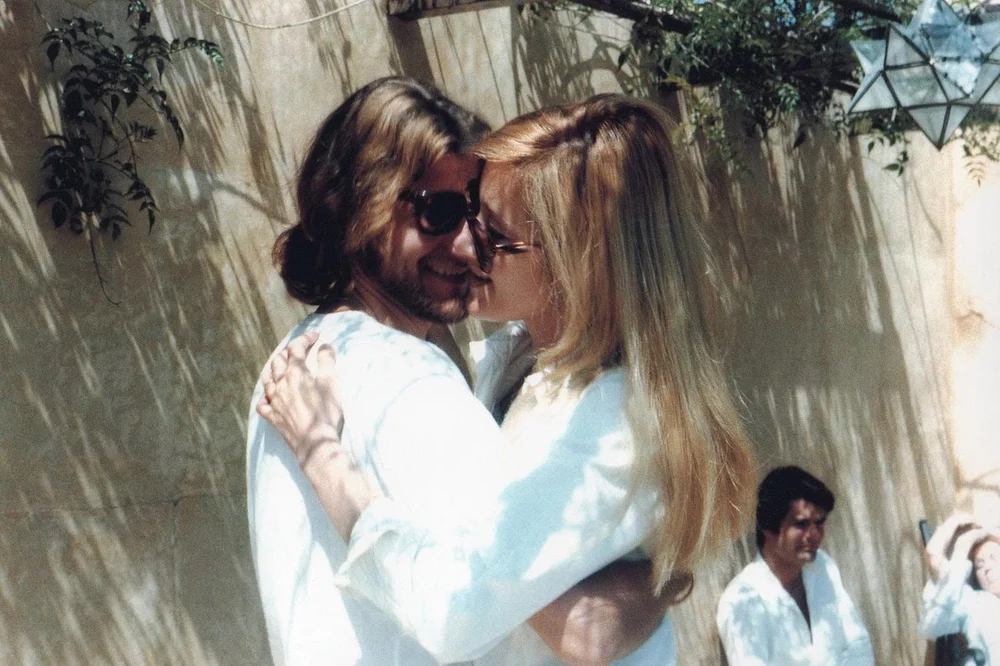 Yves-Saint-Laurent-and-Betty-Catroux-in-Marrakech-in-the-70s.jpeg