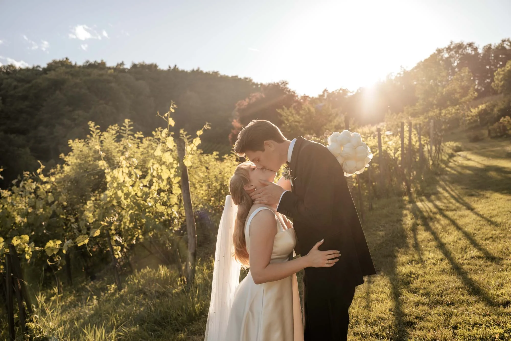 natuerlicher-hochzeitsfotograf-hirschmugl-192.jpg