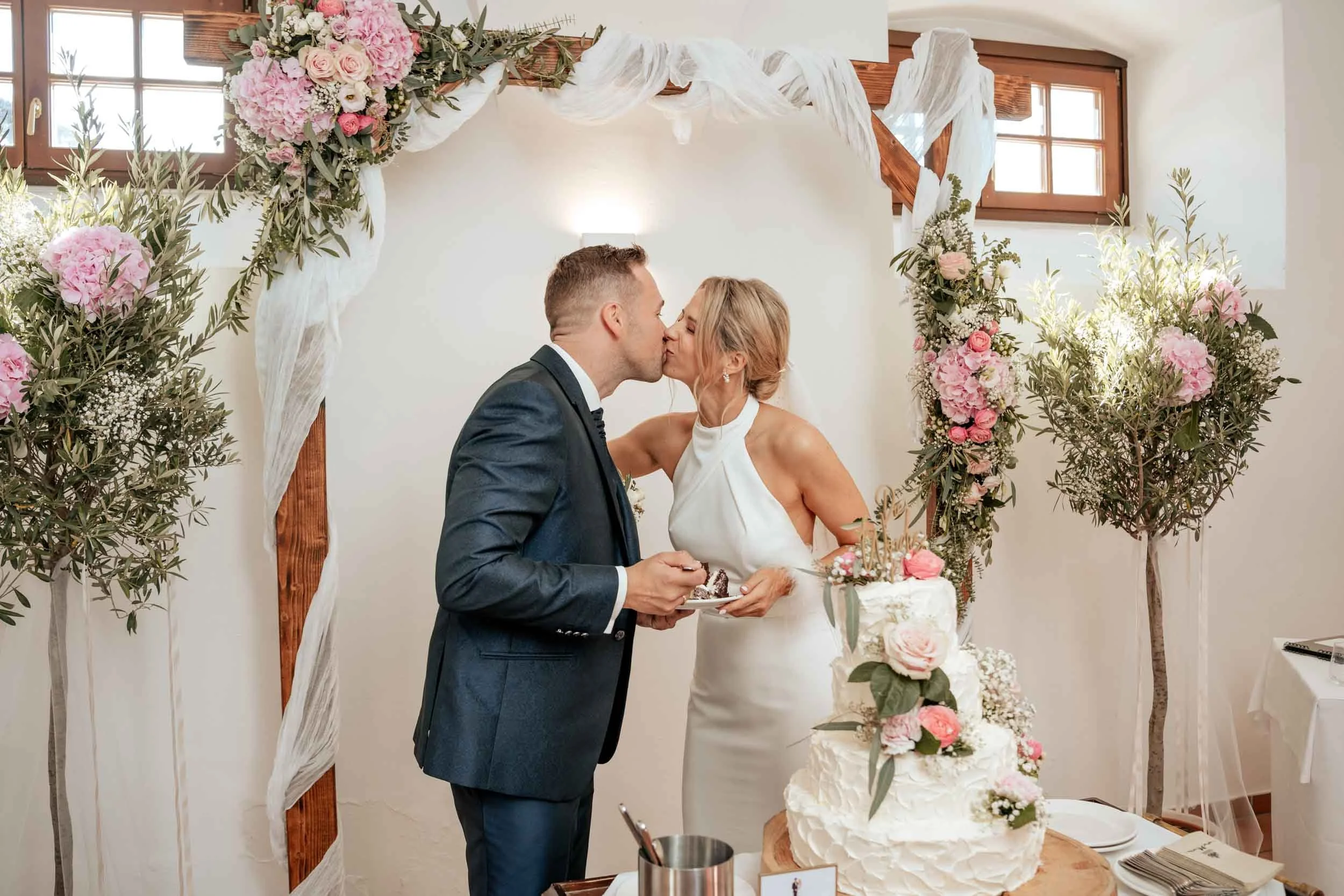 luxus-hochzeitsfotograf-see-177.jpg