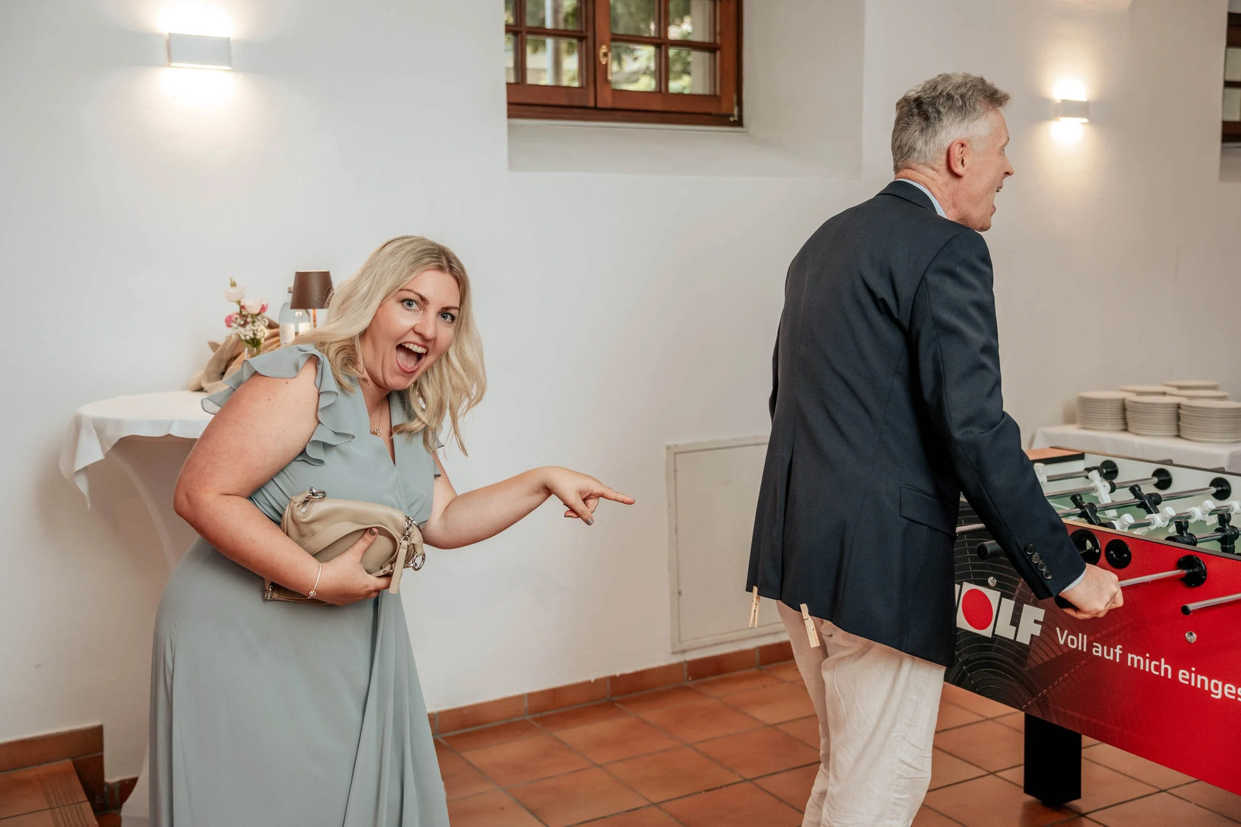 luxus-hochzeitsfotograf-see-161.jpg