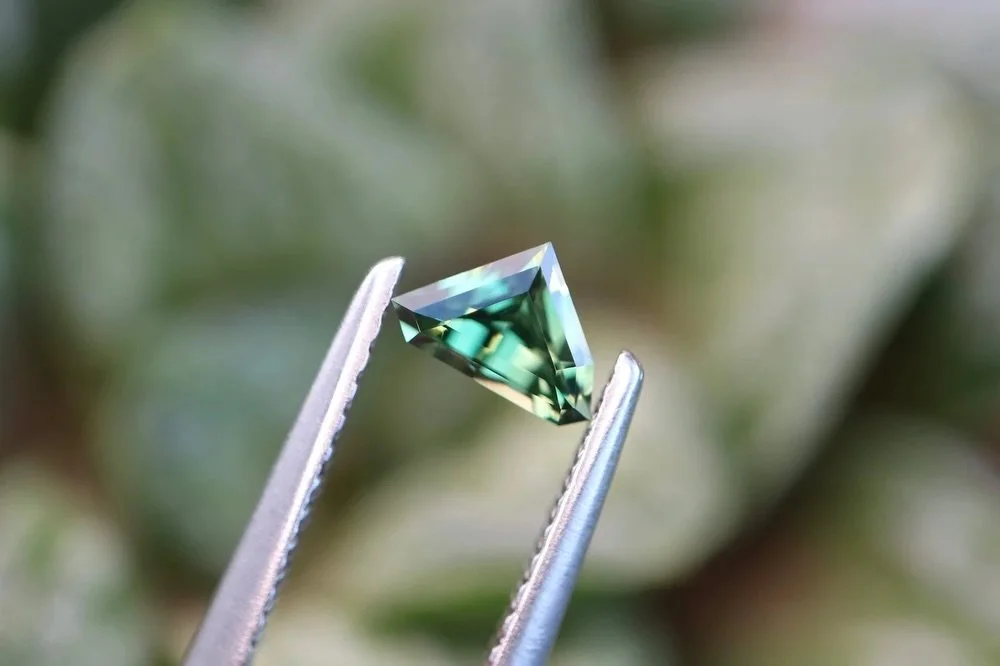 𝘼𝙐𝙎𝙏𝙍𝘼𝙇𝙄𝘼𝙉 𝙎𝘼𝙋𝙋𝙃𝙄𝙍𝙀 𝙂𝙍𝙀𝙀𝙉
𝙒𝙚𝙞𝙜𝙝𝙩: 0.35 carat
𝙎𝙝𝙖𝙥𝙚: Freeform Cut
𝙎𝙞𝙯𝙚: 5.9 x 4mm
𝙊𝙧𝙞𝙜𝙞𝙣: New South Wales

*Unheated

Definitely the smallest sweetest sapphire I have cut! She&rsquo;s tiny but sure packs a p