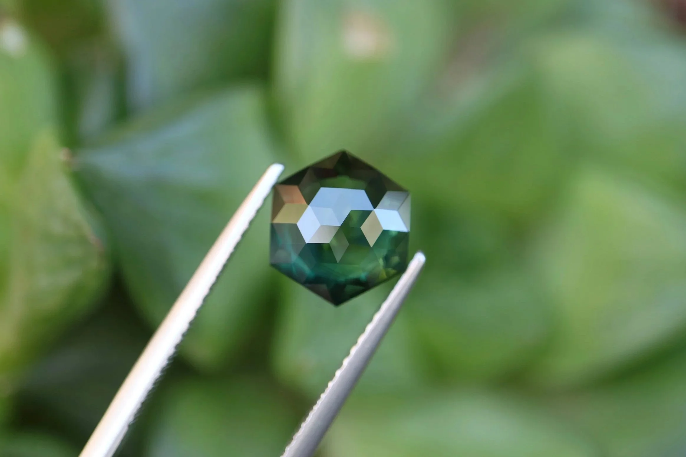 Australian Sapphire Green - 3.86ct - Hexagonal Double Rose Cut - 9.8 x 8.5mm