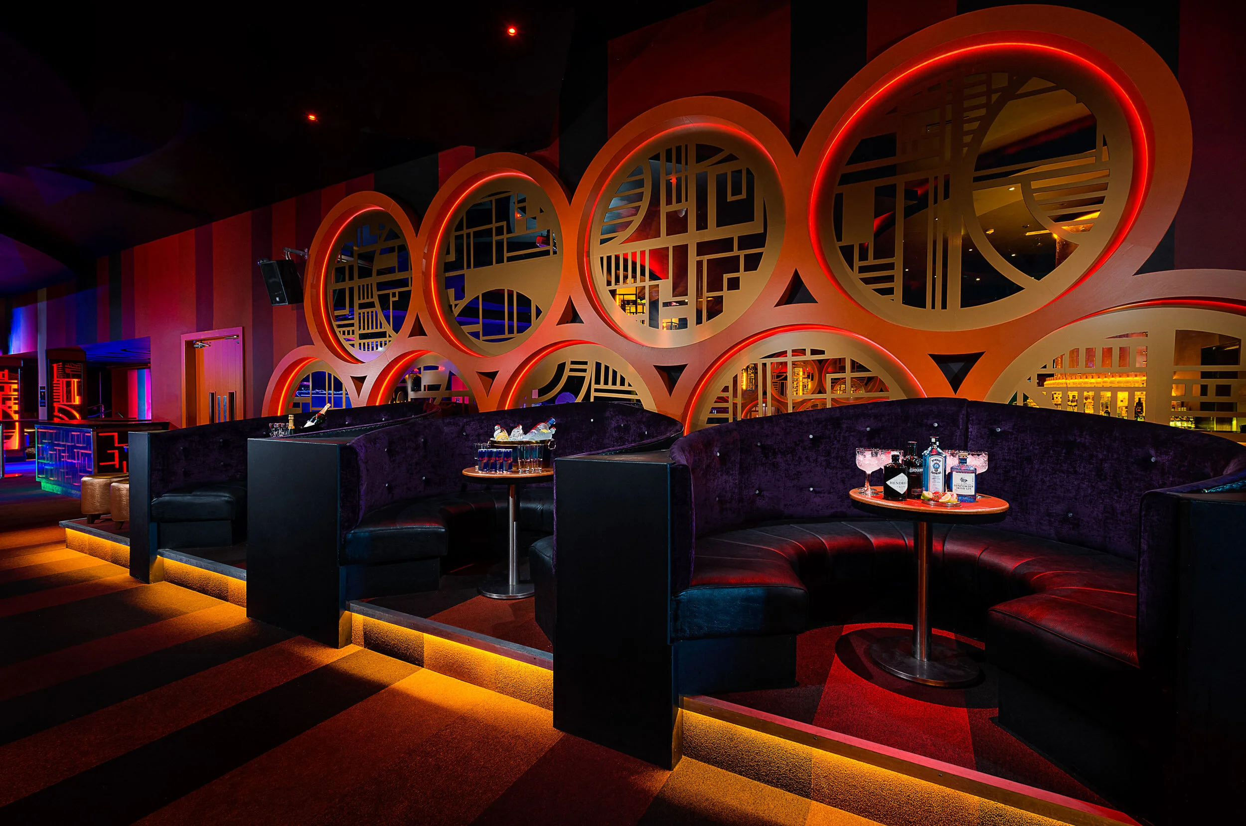 C3 club. зачарованные клуб p3. клуб 911 в москве. клуб 3д челики. клуб 3 обезьяны в москве.
