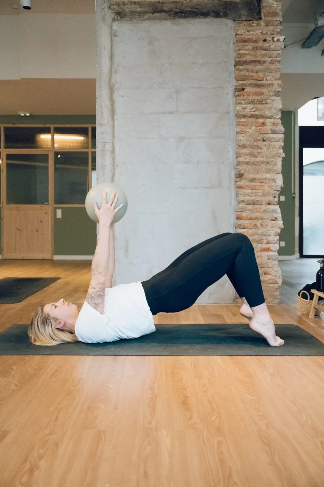 Sarah Goalard Yoga BAIONA.jpeg