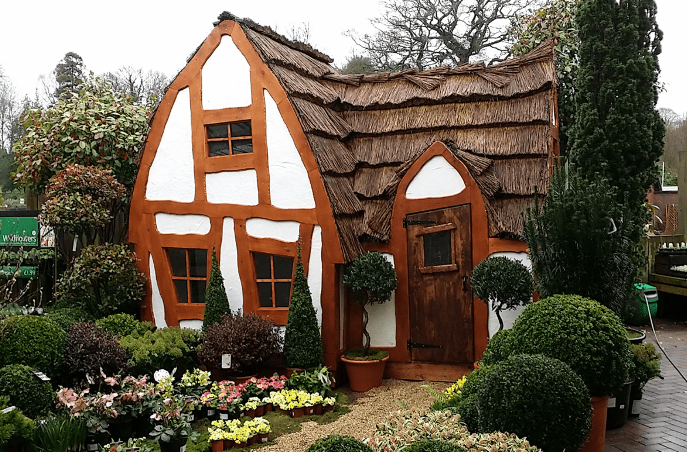 custom-play-cottage