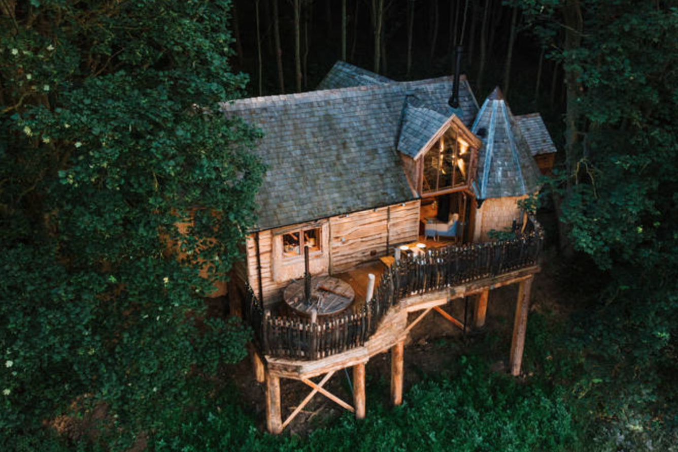 treehouse-on-the-outside