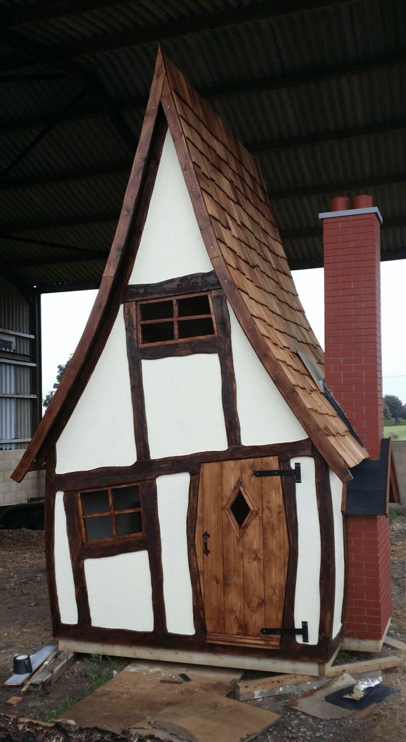 tall-cottage-playhouse