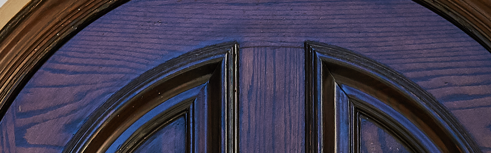 hero_door2.png