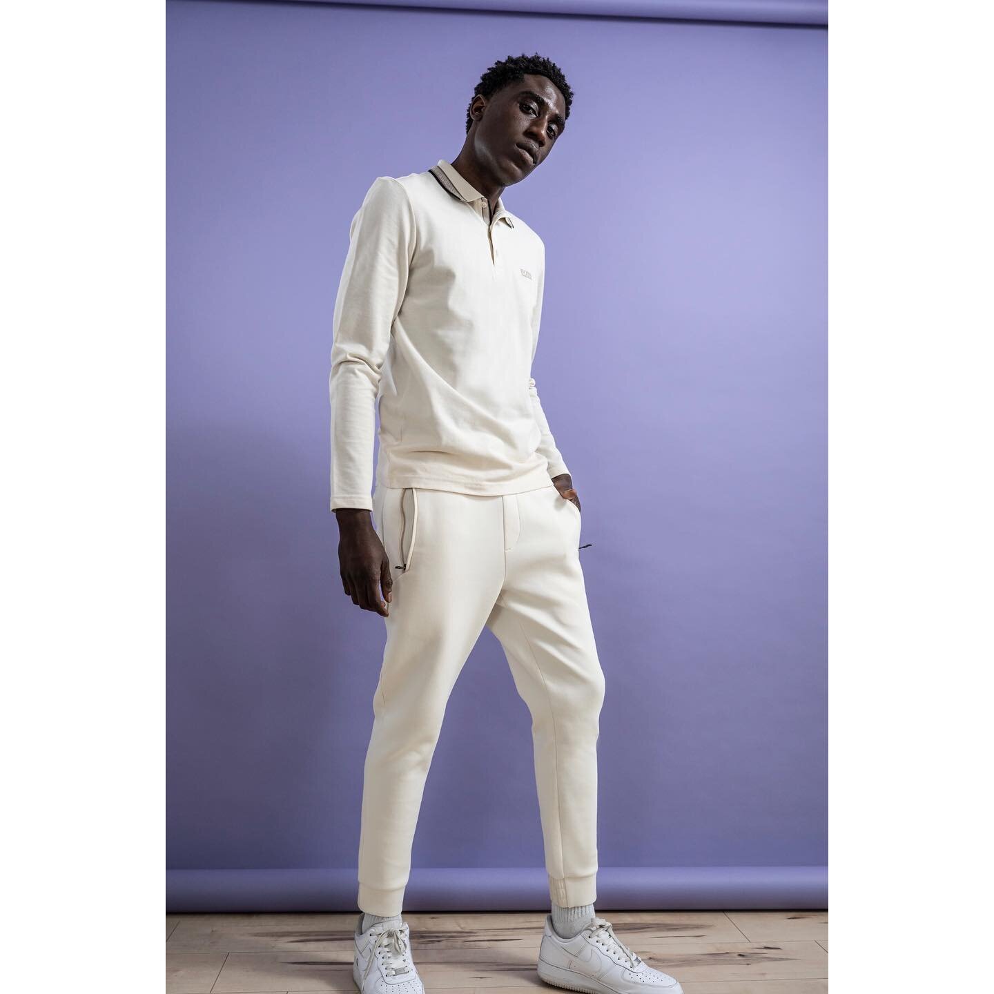 @boss Fashion 🟪

#streetstyle #fashion #fashionstyle #modelshoot #cool #blackskin #face #malemodel #model #hiphopstyle #gangsta #newyork #lika #fashionphotographer #studio #stuttgart #fashiondesign #modelagency #newcollection #imageshoot #editorial 