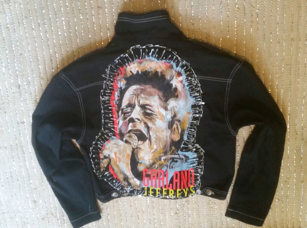 6aa305945c183a1a-Greekiconjacket.jpg