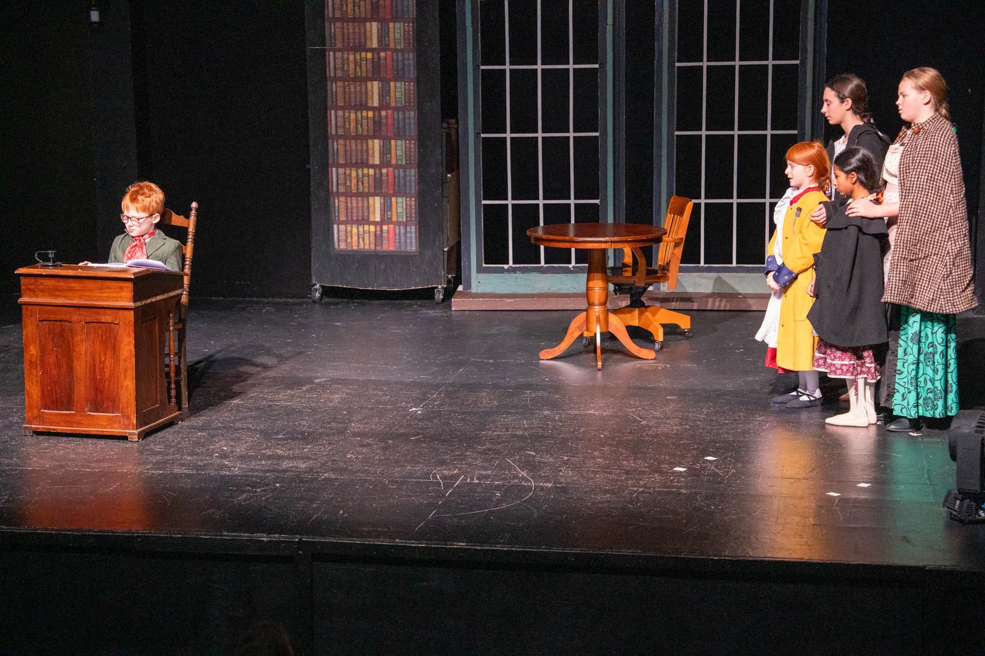 Young_Performers_Theatre_A_Christmas_Carol-00018.jpg