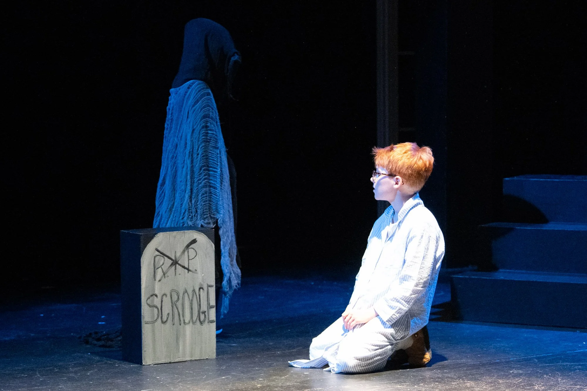 Young_Performers_Theatre_A_Christmas_Carol-00073.jpg