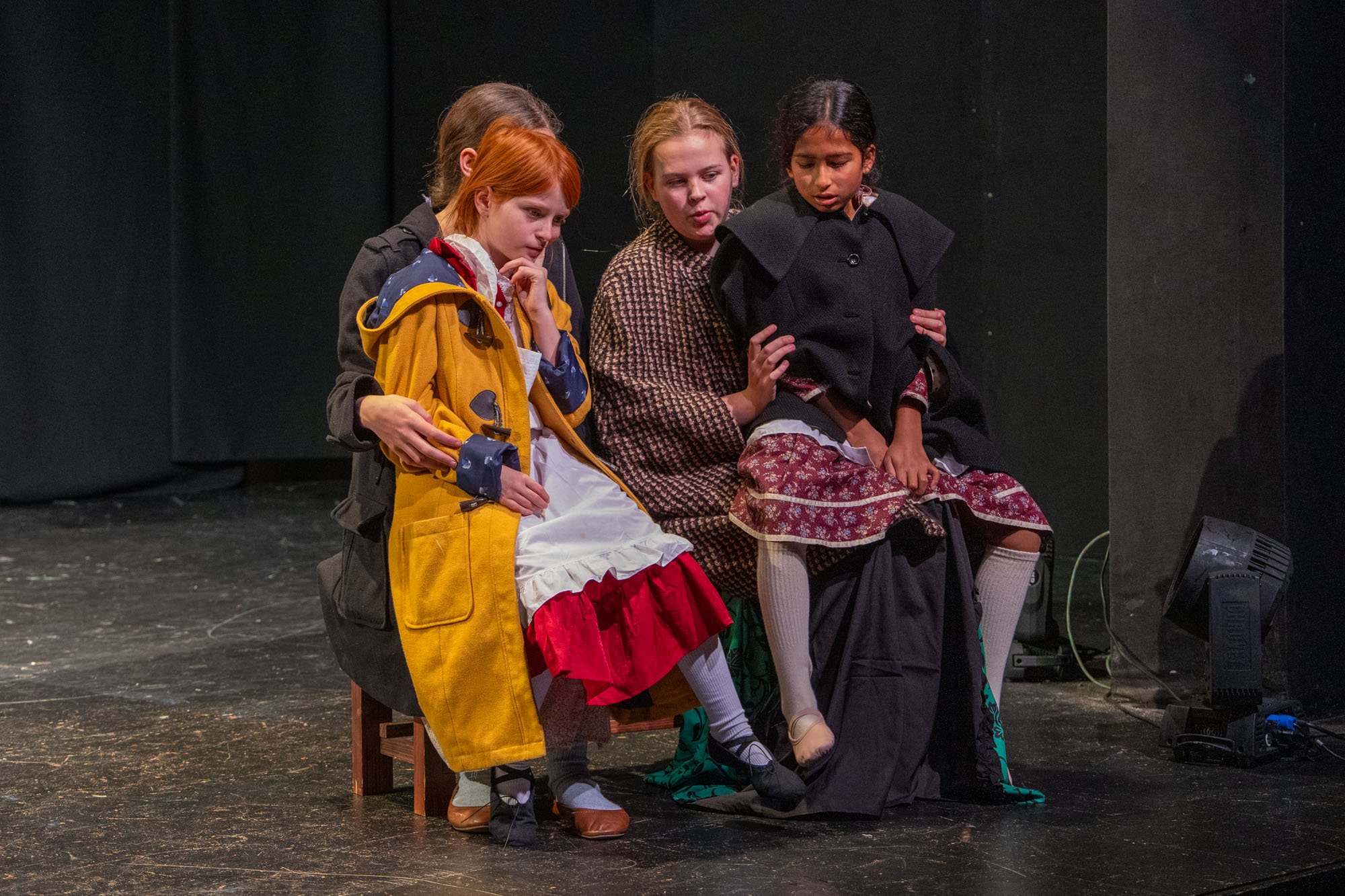 Young_Performers_Theatre_A_Christmas_Carol-00076.jpg