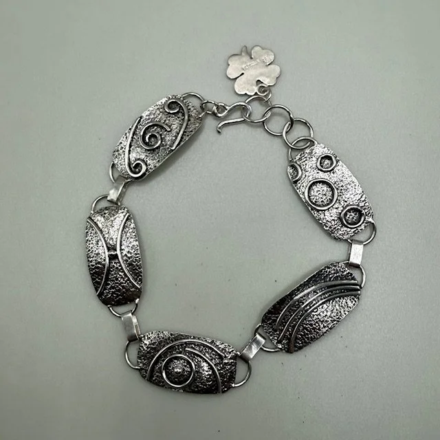 CA-111 Doodles	by Cindy Ayd