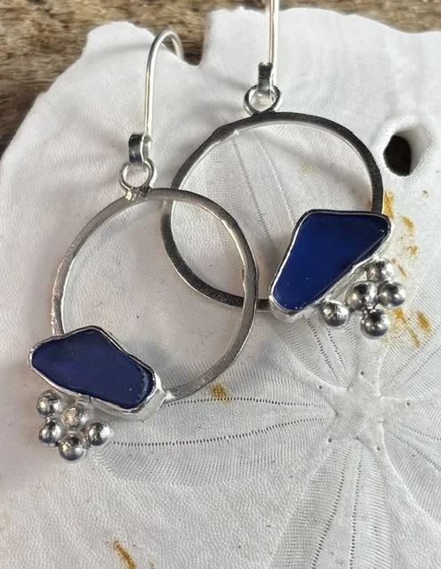 #514 - EARRINGS by Linda Starling