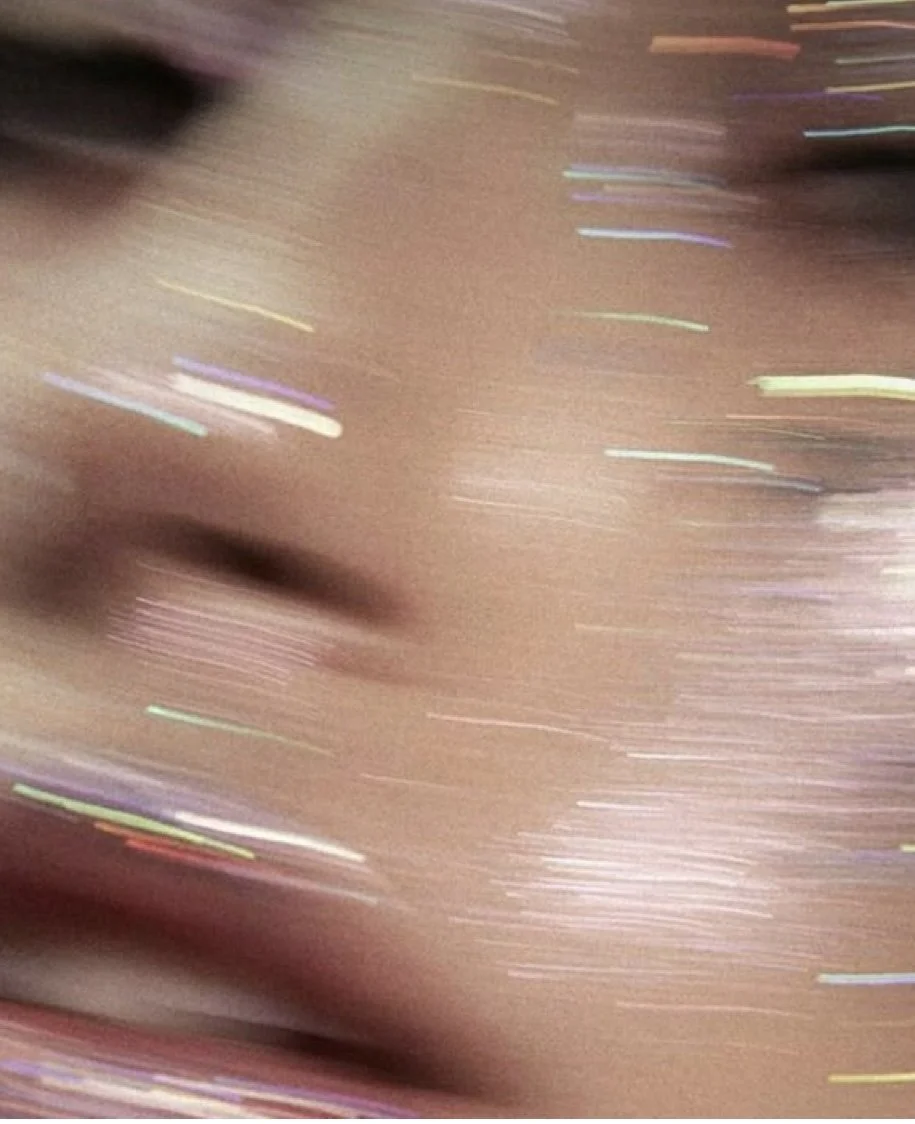 ✨ Peau lumineuse pour Noël : comment obtenir un glow éclatant avant les fêtes ?