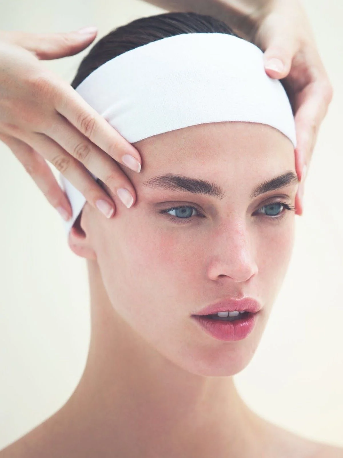Why your scalp massage is secretly a face lift