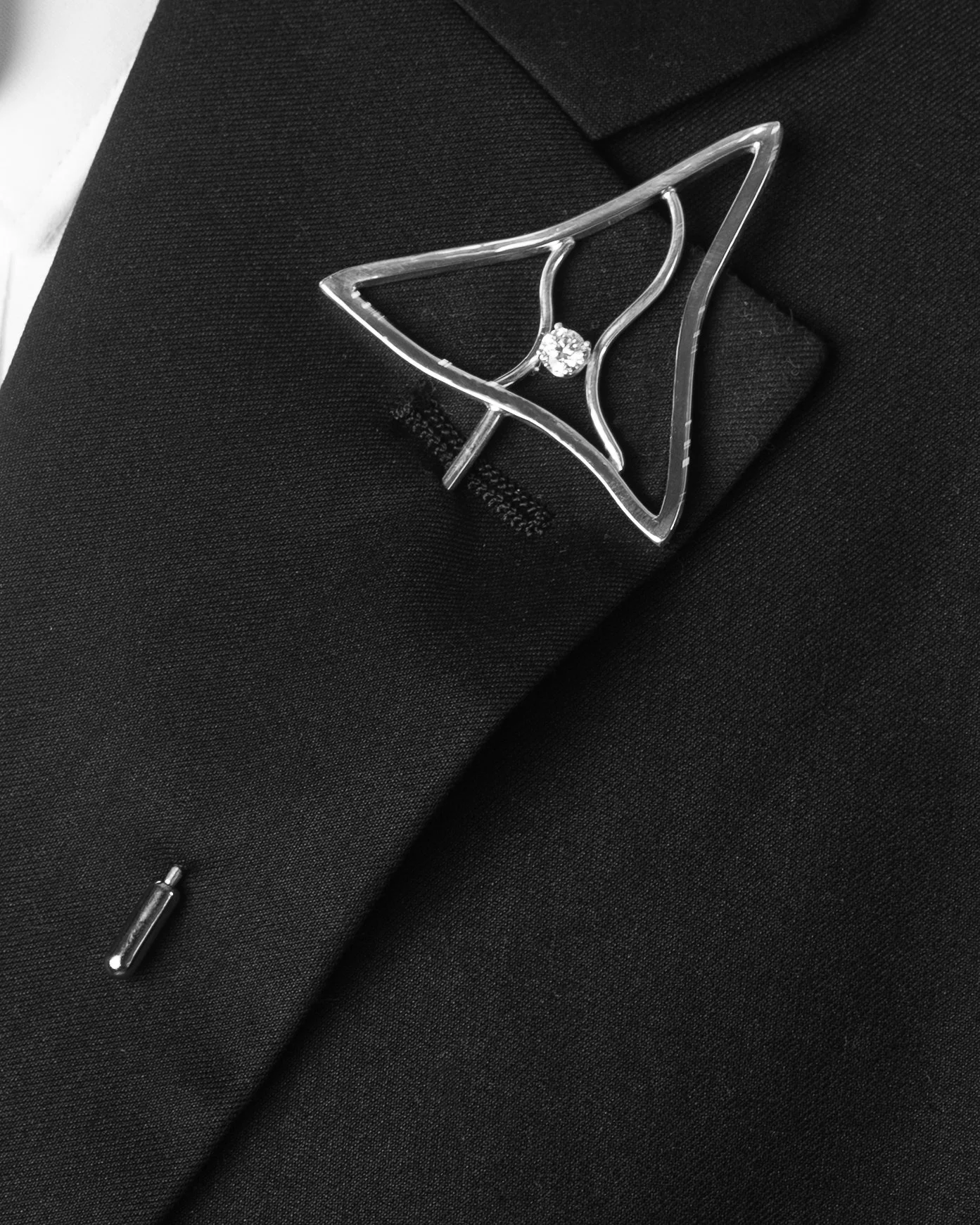 Lateral Pin.jpg