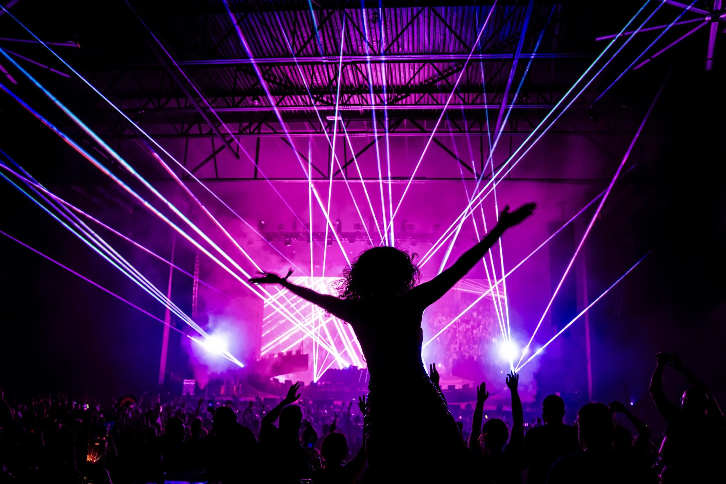 Above&Beyond_Dallas,Texas_9-20-25_@mollypolus_DSC01056.jpeg