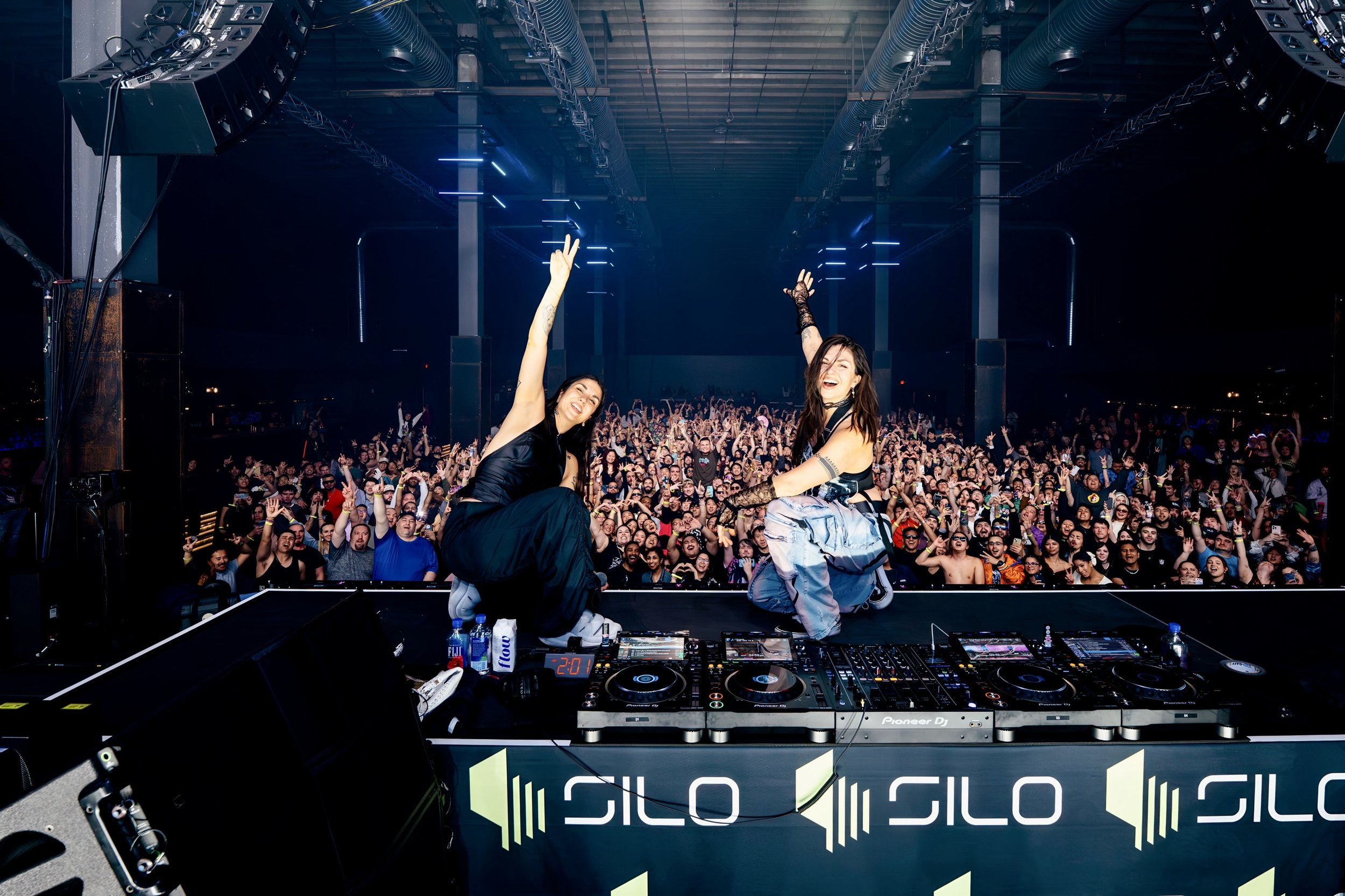 Krewella_SILODallas_3-7-26_@MollyPolus-150628.jpeg