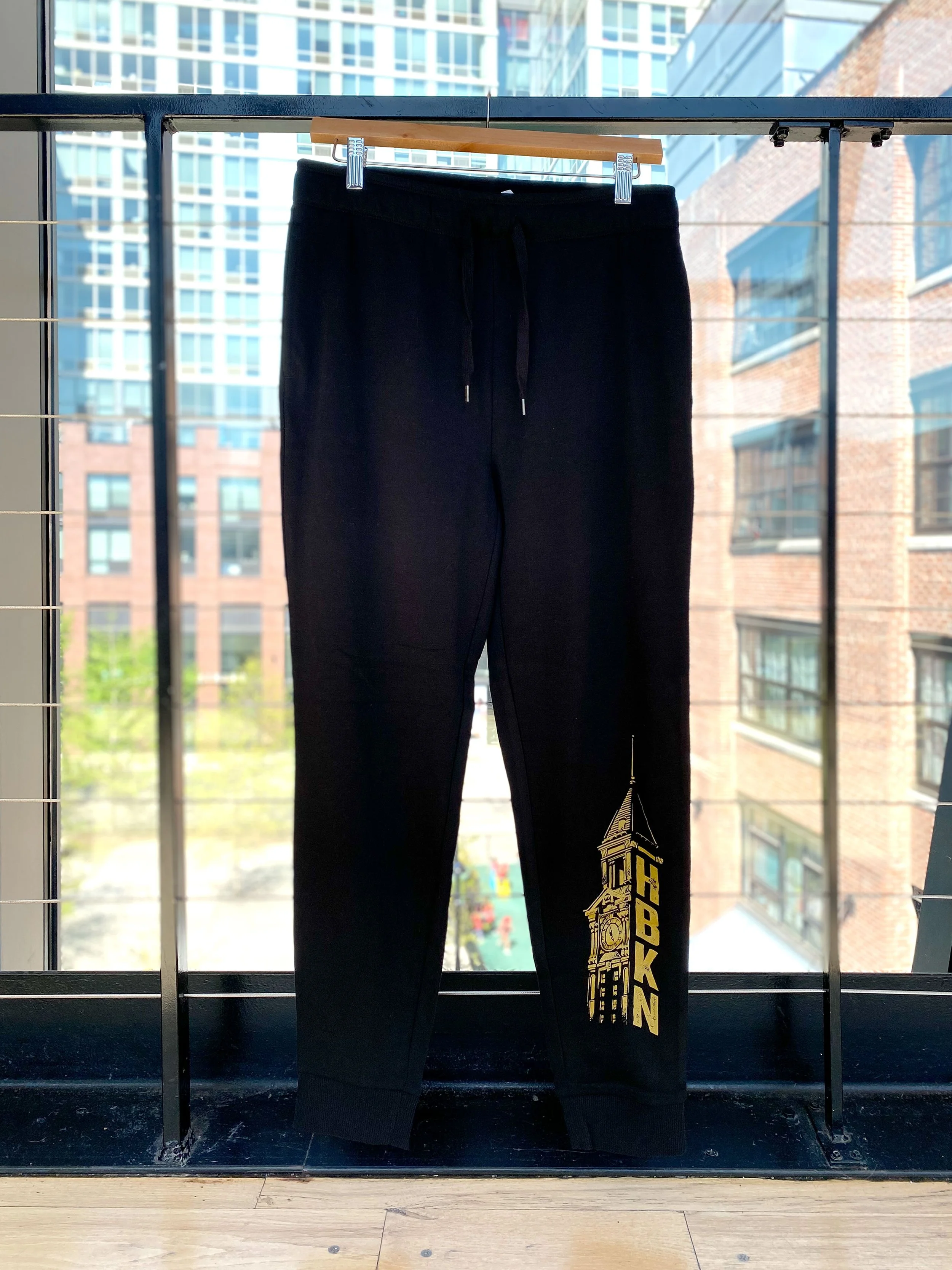 HBKN_joggers_black3'.jpg