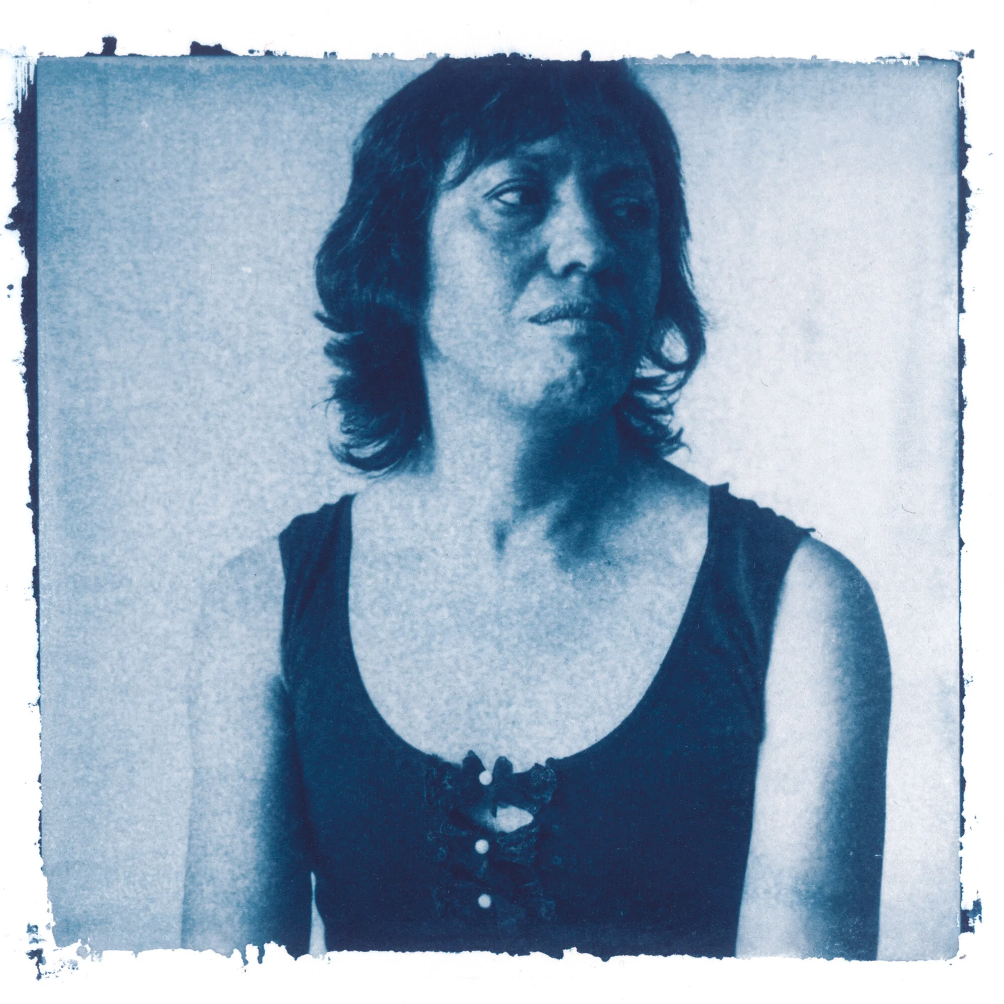 CASA AZUL, BY  GIULIA IACOLUTTI